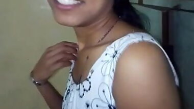 Jigyasa parteti dances and fucks