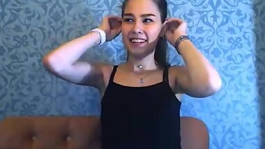 Sexy teen Sensyaliss boob flash