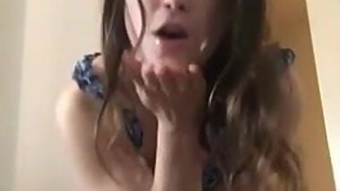 Her name? Nome dela?