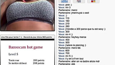 Bazoocam hot game: Zyneb, 19