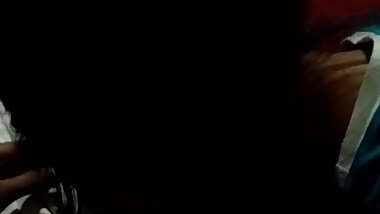 Awek ajak main deket hotel.(part 1)