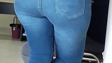 Teen culazo en jeans-Parte 1