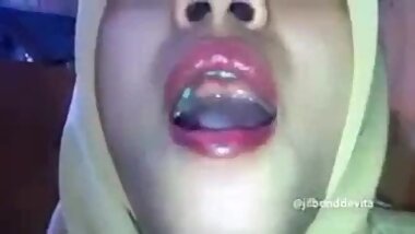 MELAYU BERTUDUNG HISAP KONEK 03