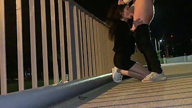 TEEN SUCK AND FUCK ON STREET IN TOWN CENETER PUBLIC