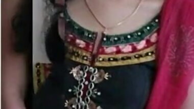 Mallu girl striptease for boy friend