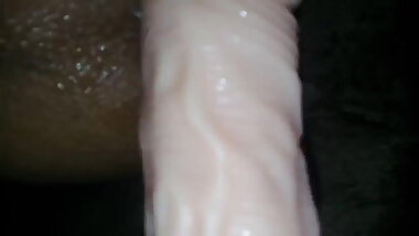 vibrador no cuzinho da esposa Elirodsil