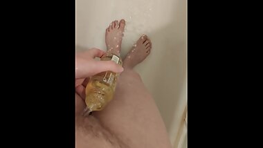 Drinking my own piss and injecting it in my pussy with a syringe