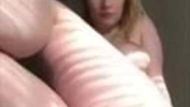 Sexy teen thick thighs