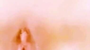 Deshi hot girl fingaring plz fuck