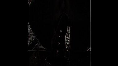 Kor en dildo som vanvittig