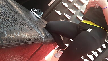 Rica Jovencita en leggings