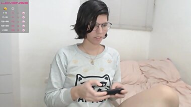 Latina Webcam Girl Masturbating at Home - Eligos069