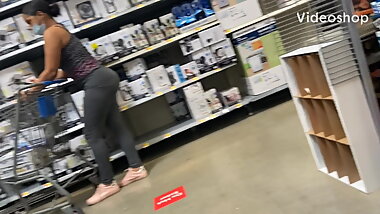 19 year old nat want me to break her back