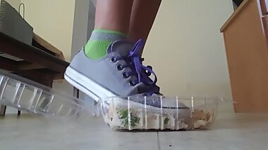 Teen girl crush sandwich in converse
