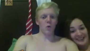 Omegle couple have some fun