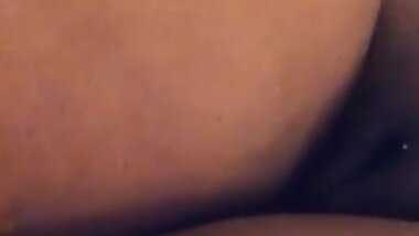 Sri Lankan girl showing her beautiful body