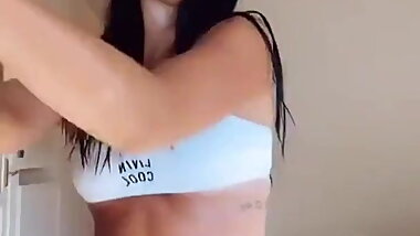 Oriana Sabatini Dancing