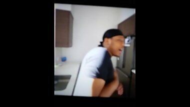 Fuck the money make the money don't let the money make u Fuck it Boss ride my DICK give me a Rise Oo