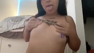 Thot Vapes & Plays with Tits