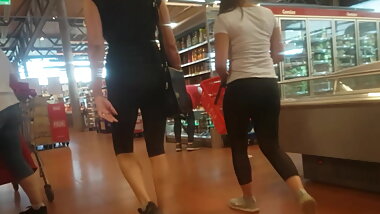 Tight leggins teen and milf mom shopping