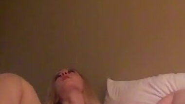 super cute teen fingers clit