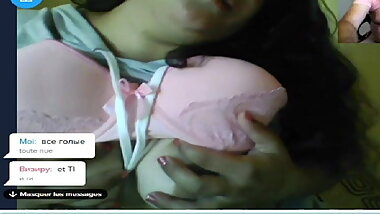 Bnowpy salope teen russe enormes sein