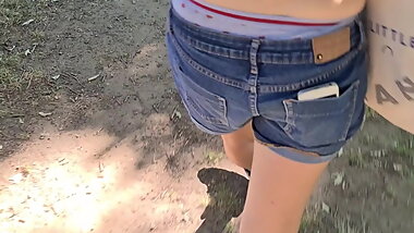 teen culotte qui depasse shorts ass (2)