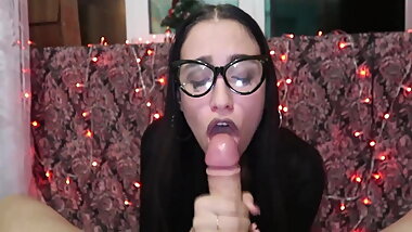 Hot Teen does a Sloppy Blowjob and Swallows Cum