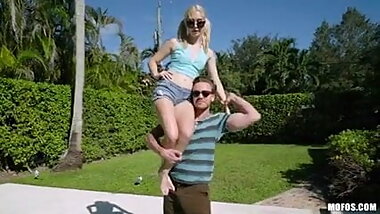 ANASTASIA TEEN BRACES