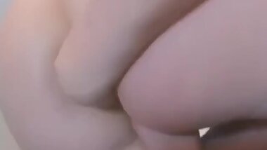 Anal Makes Her Squirt