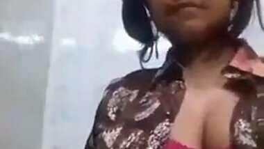 Desi indian girl with big tits