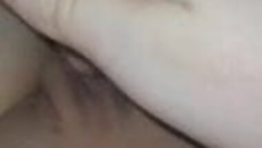 kleine Orgasmen und ungeschnitten