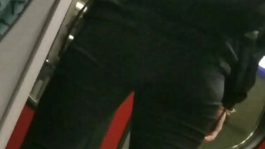 Junges Girl mit Sexy Arsch