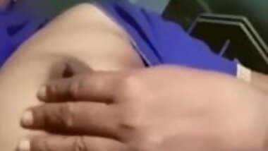 Sexy ladies show their beautiful figures